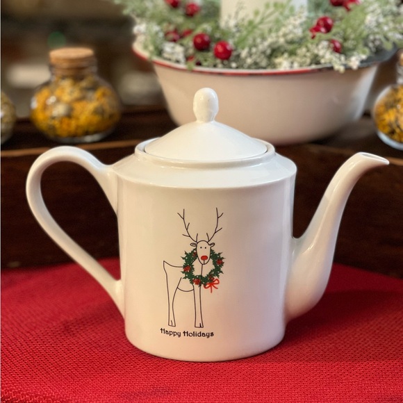 White Holiday Teapot with Festive Christmas Design - Picture 4 of 5